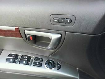 2010 Hyundai Santa Fe Images