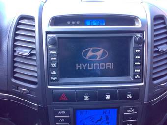 2010 Hyundai Santa Fe Pictures