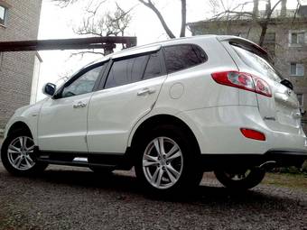 2010 Hyundai Santa Fe Pictures