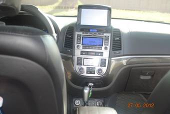 2010 Hyundai Santa Fe Photos