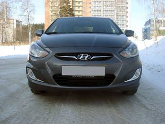 2011 Hyundai Solaris Wallpapers