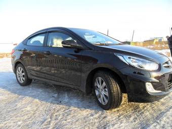 2011 Hyundai Solaris Wallpapers