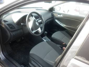 2011 Hyundai Solaris Wallpapers