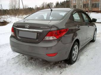 2011 Hyundai Solaris Photos