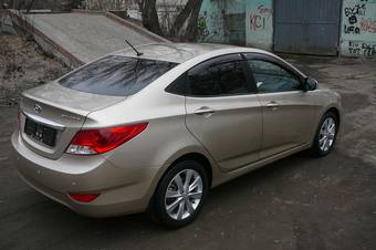 2011 Hyundai Solaris Wallpapers