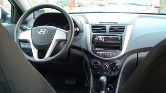 2011 Hyundai Solaris Pictures