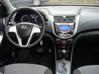 2011 Hyundai Solaris Photos