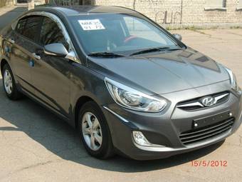 2011 Hyundai Solaris Wallpapers