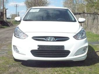 2011 Hyundai Solaris Images