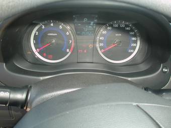 2011 Hyundai Solaris Pictures