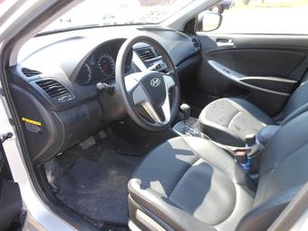 2011 Hyundai Solaris Wallpapers