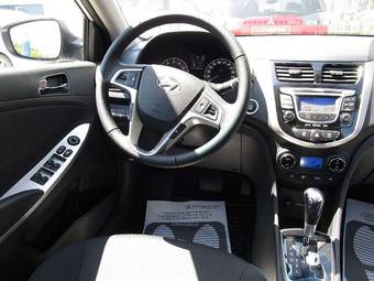 2011 Hyundai Solaris Pictures