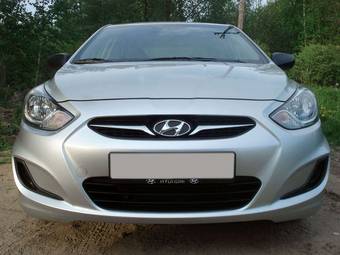 2011 Hyundai Solaris Pictures