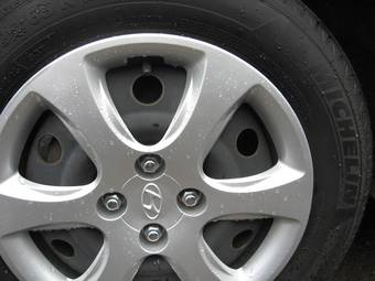 2011 Hyundai Solaris Images