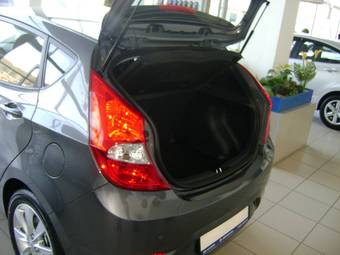 2012 Hyundai Solaris Photos