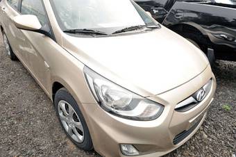 2012 Hyundai Solaris Photos