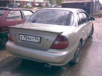 1998 Hyundai Sonata Pictures