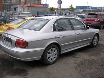 2002 Hyundai Sonata Pictures