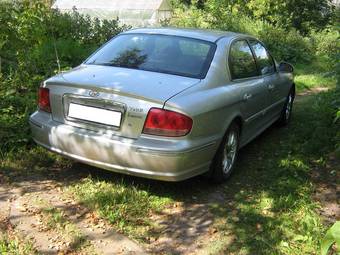 2002 Hyundai Sonata Pictures