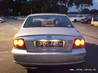 2003 Hyundai Sonata Photos