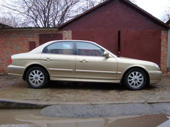 2003 Hyundai Sonata Photos