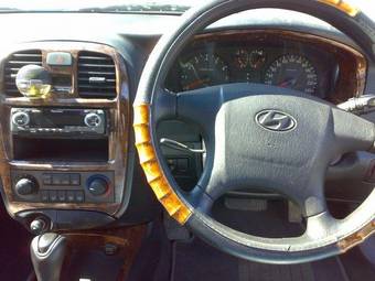 2003 Hyundai Sonata Pictures