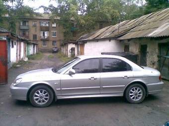 2003 Hyundai Sonata Photos