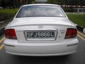 2004 Hyundai Sonata Pictures