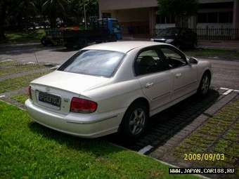 2004 Hyundai Sonata Pictures