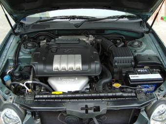 2004 Hyundai Sonata Photos
