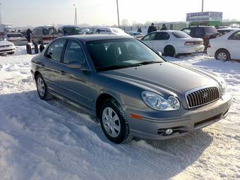 2004 Hyundai Sonata Pictures