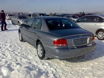 2004 Hyundai Sonata Photos