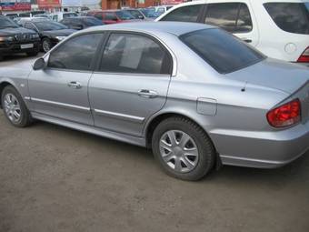 2004 Hyundai Sonata Pictures