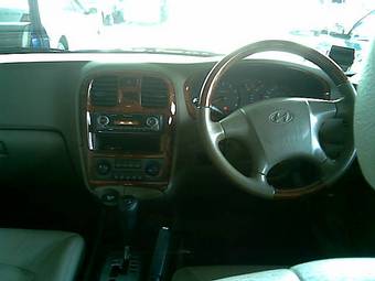 2004 Hyundai Sonata Pictures