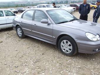 2004 Hyundai Sonata Pictures