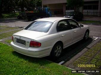 2004 Hyundai Sonata Images
