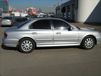 2004 Hyundai Sonata Pictures