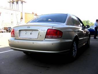 2004 Hyundai Sonata Wallpapers