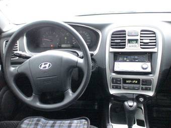 2004 Hyundai Sonata Pictures