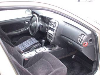 2004 Hyundai Sonata Pics