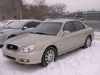 2004 Hyundai Sonata Pictures