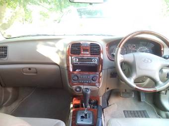 2004 Hyundai Sonata Pictures