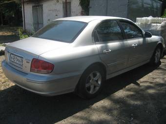 2004 Hyundai Sonata Images