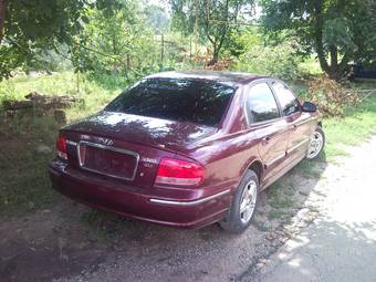 2004 Hyundai Sonata Pictures