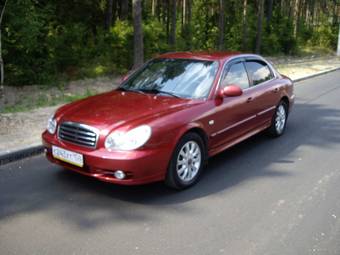 2004 Hyundai Sonata Pictures