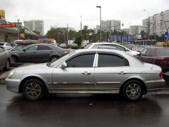 2005 Hyundai Sonata Pictures