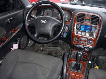 2005 Hyundai Sonata Photos
