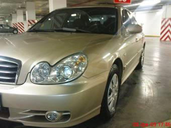 2005 Hyundai Sonata Pictures