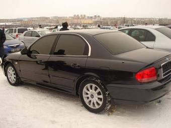2005 Hyundai Sonata Pictures