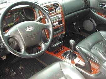 2005 Hyundai Sonata Photos